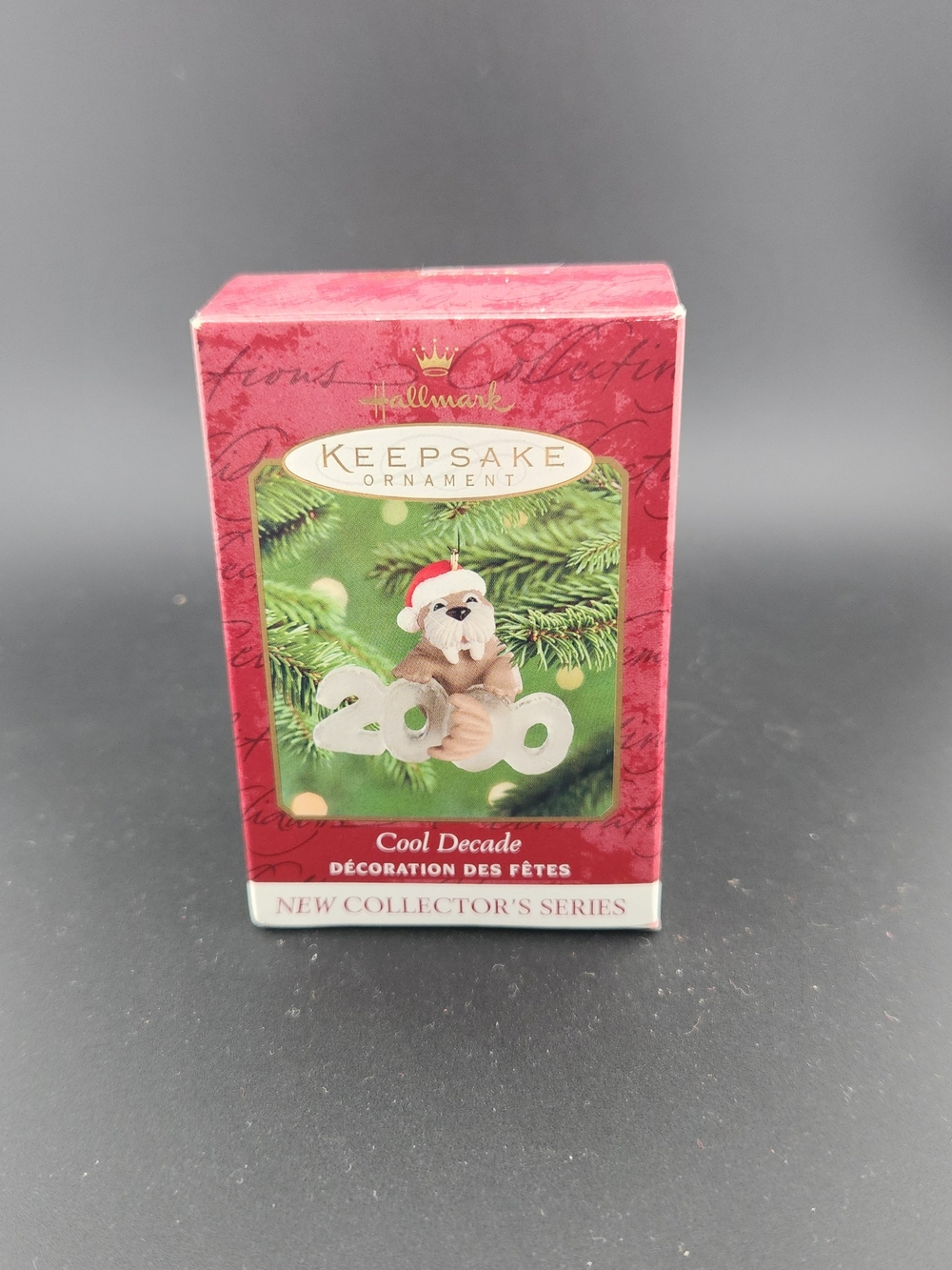 Hallmark Keepsake Walrus Christmas Holiday Ornament "Cool Decade" 2000